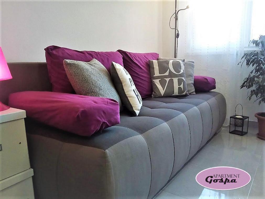 Apartment Gospa Пула Екстериор снимка
